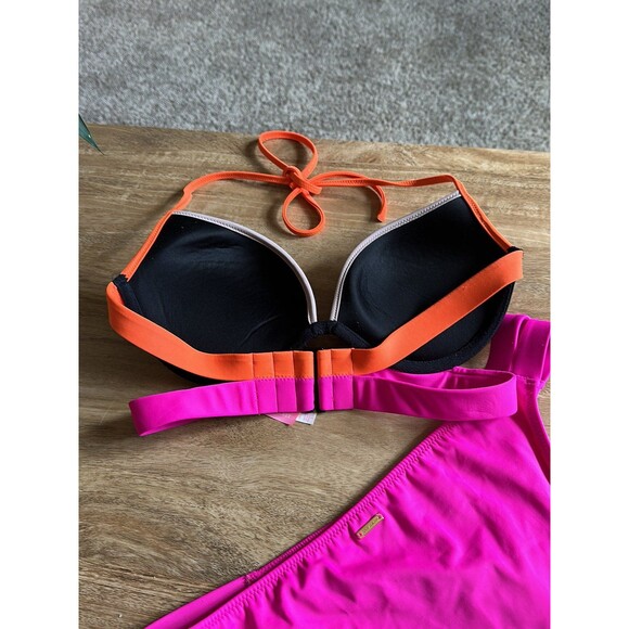 Victoria’s Secret the hottie halter and the double banded hipster bikini set - Picture 6 of 8